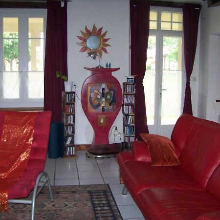 Grande Maison Atypique Le Burgaud Zewnętrze zdjęcie