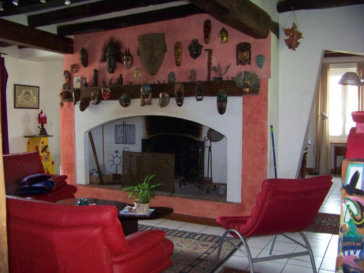 Grande Maison Atypique Le Burgaud Zewnętrze zdjęcie