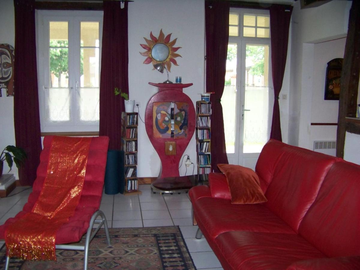 Grande Maison Atypique Le Burgaud Zewnętrze zdjęcie